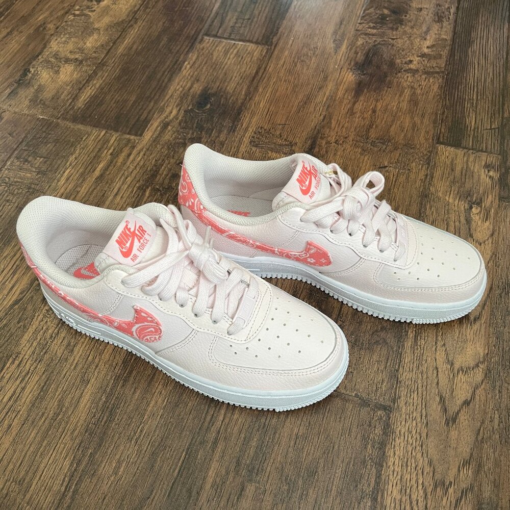 Nike Air Force 1 Low Women's Size 7.5 Pearl Pink Paisley White Shoes FD1448-664 - Picture 4 of 10